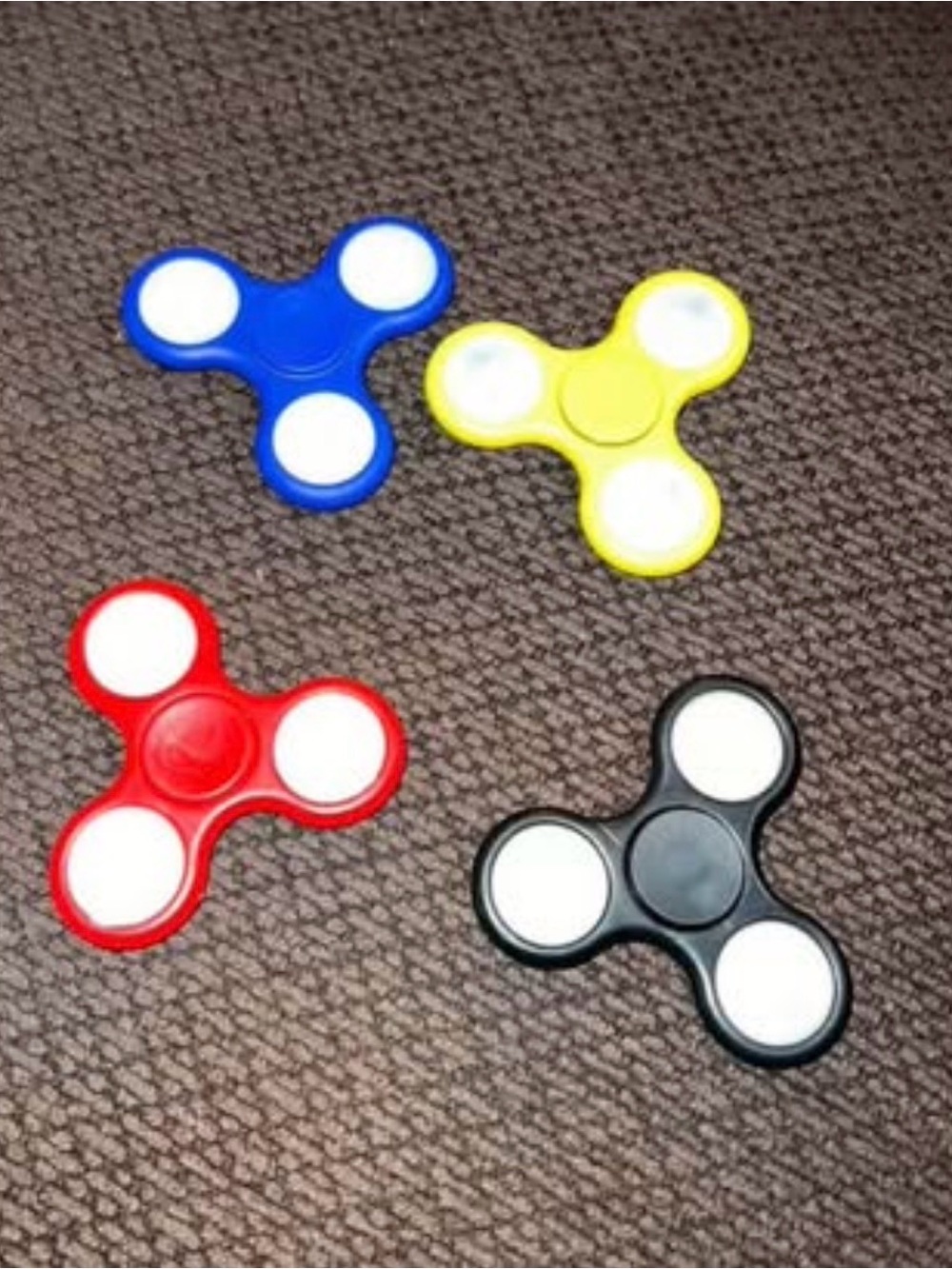 Classic Triple-Arm Fidget Spinner - Blue, Yellow, Red, Black